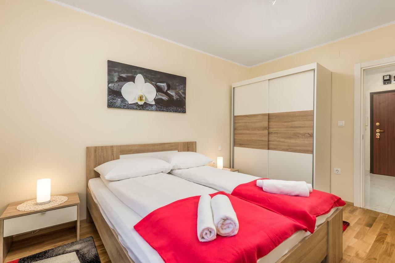 Orchidea Apartment 里耶卡 外观 照片